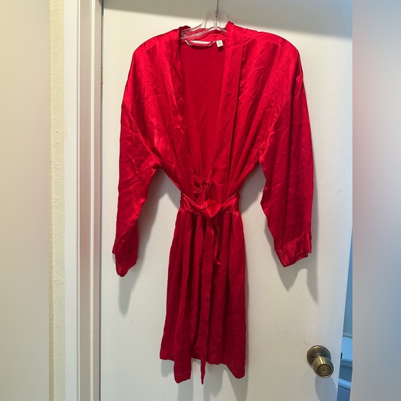 Vintage 90’s Victoria's Secret Vibrant Red Robe 100% Silk